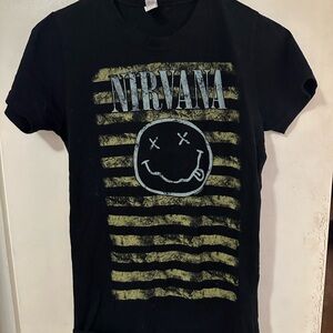 NIRVANA WOMANS TSHIRT